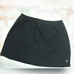 Nike Dri-Fit tennis /workout skort
